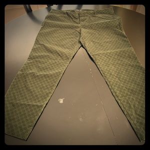 Old Navy Green w/ Black Polka Dots Pixie Pants